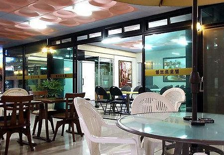 Cherbourg Hotel チョナン エクステリア 写真