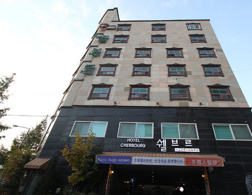 Cherbourg Hotel チョナン エクステリア 写真